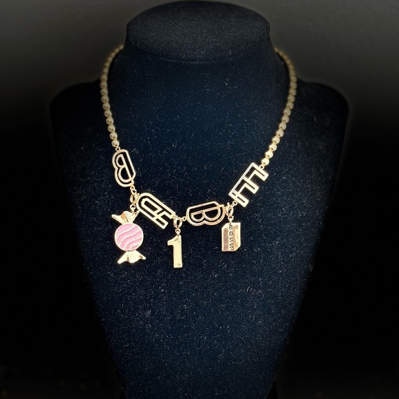 Beautiful BABE choker necklace with removable charms Allergy free & adjustable - Picture 6 of 9